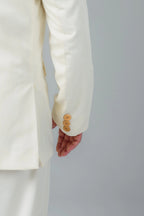 Darian Suit