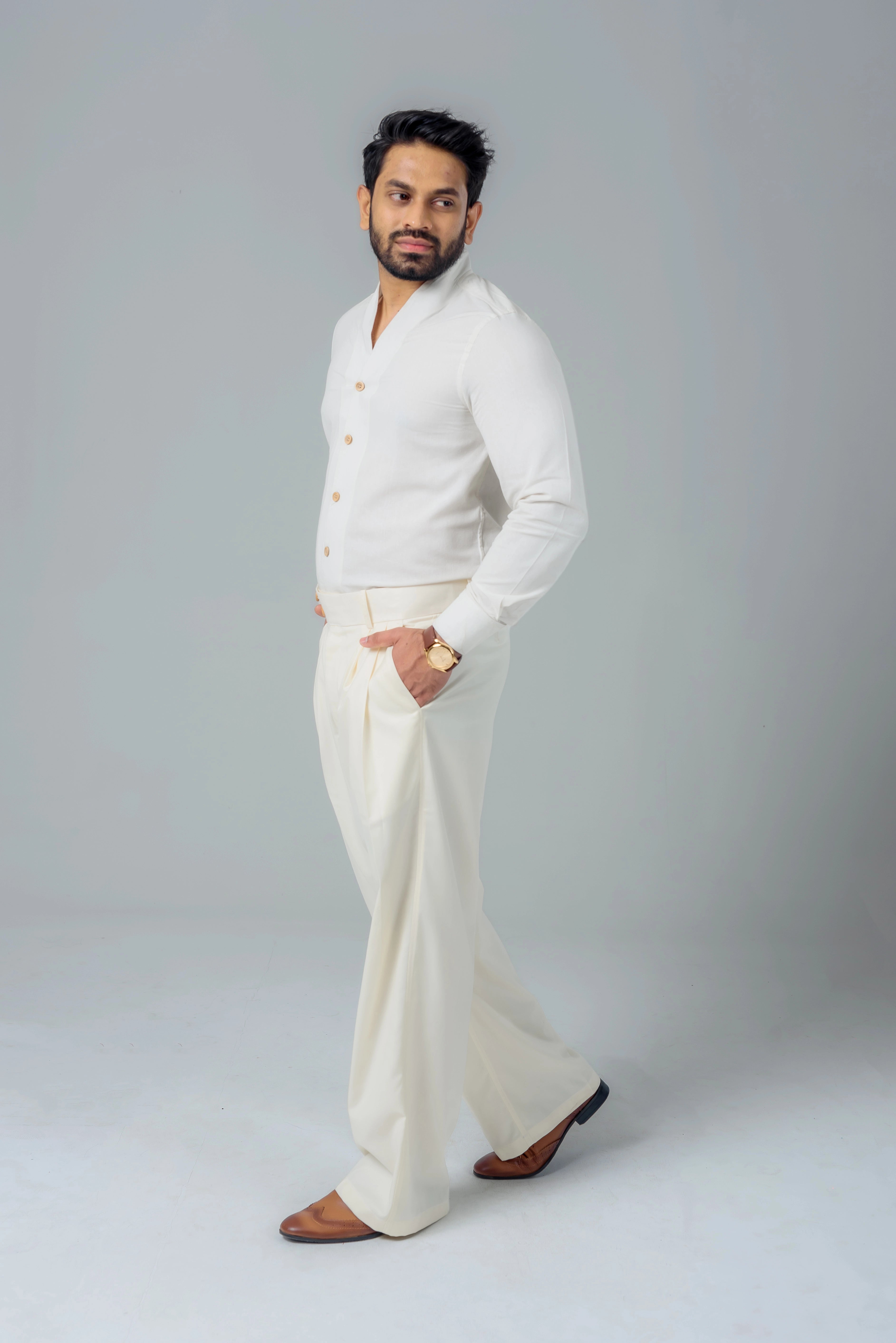 Darian Suit