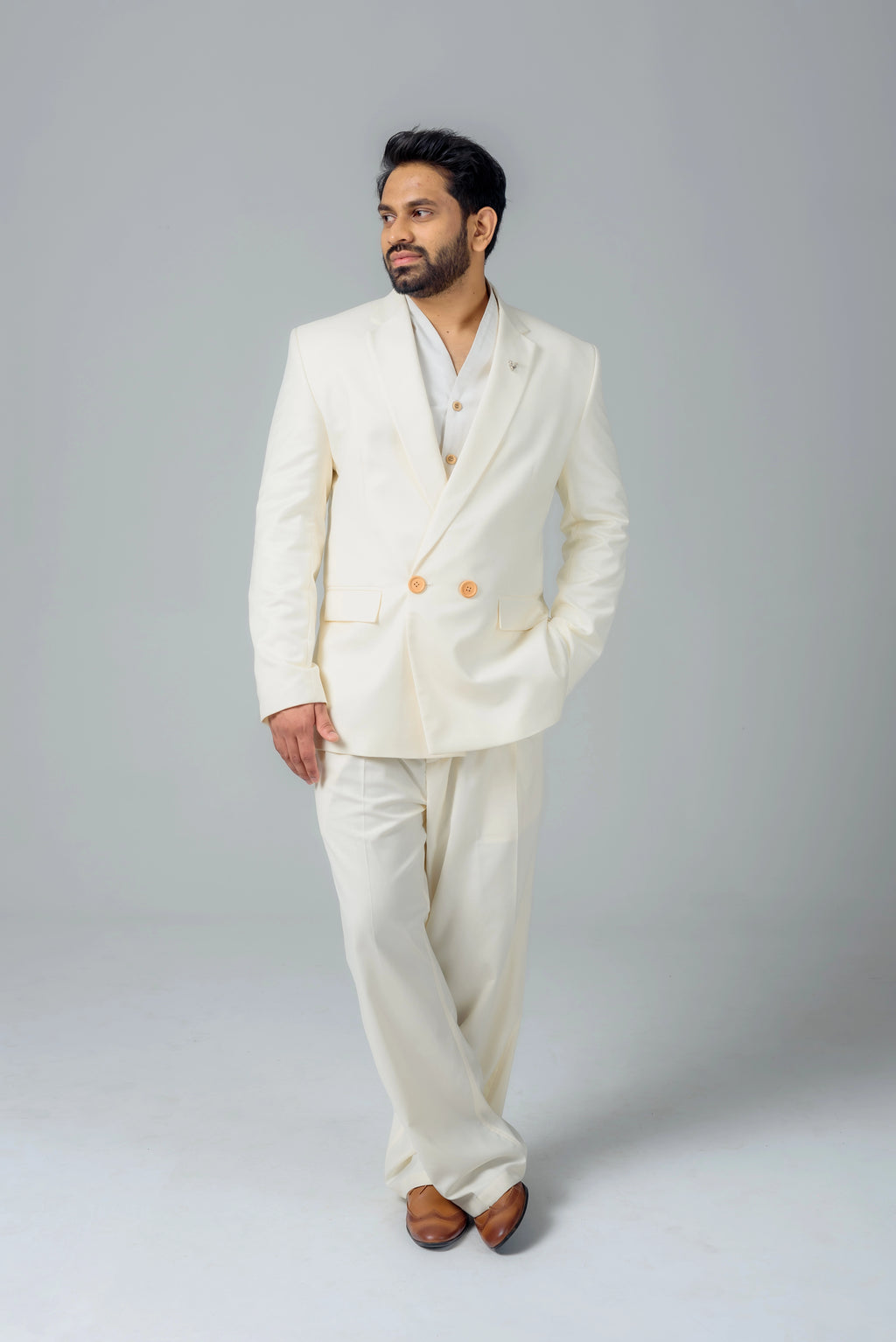Darian Suit
